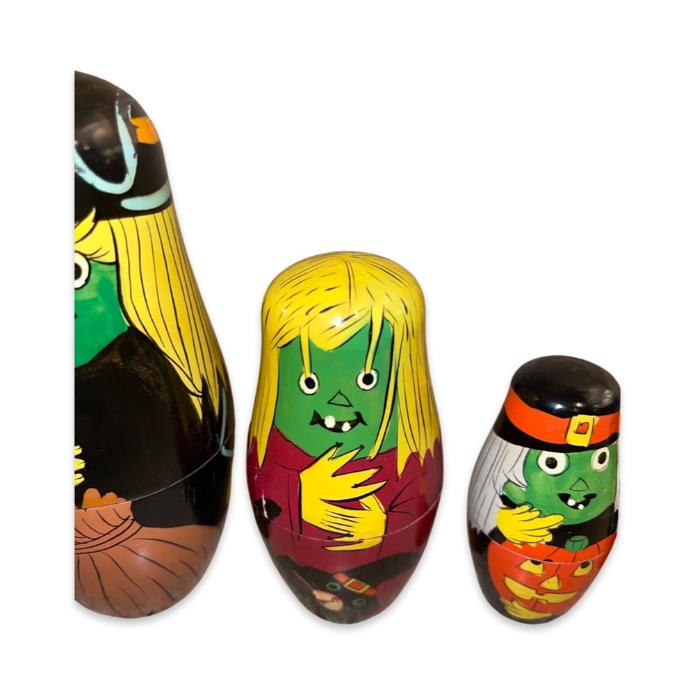 Vintage Hand Painted Witch Nesting Dolls: 5 Piece Halloween Decor Set: Rare - Picture 3 of 5